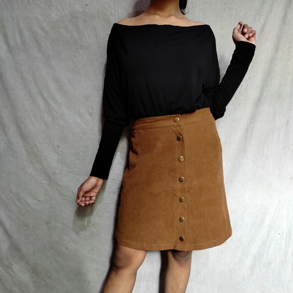 Off shoulder top - Picture 3 of 5